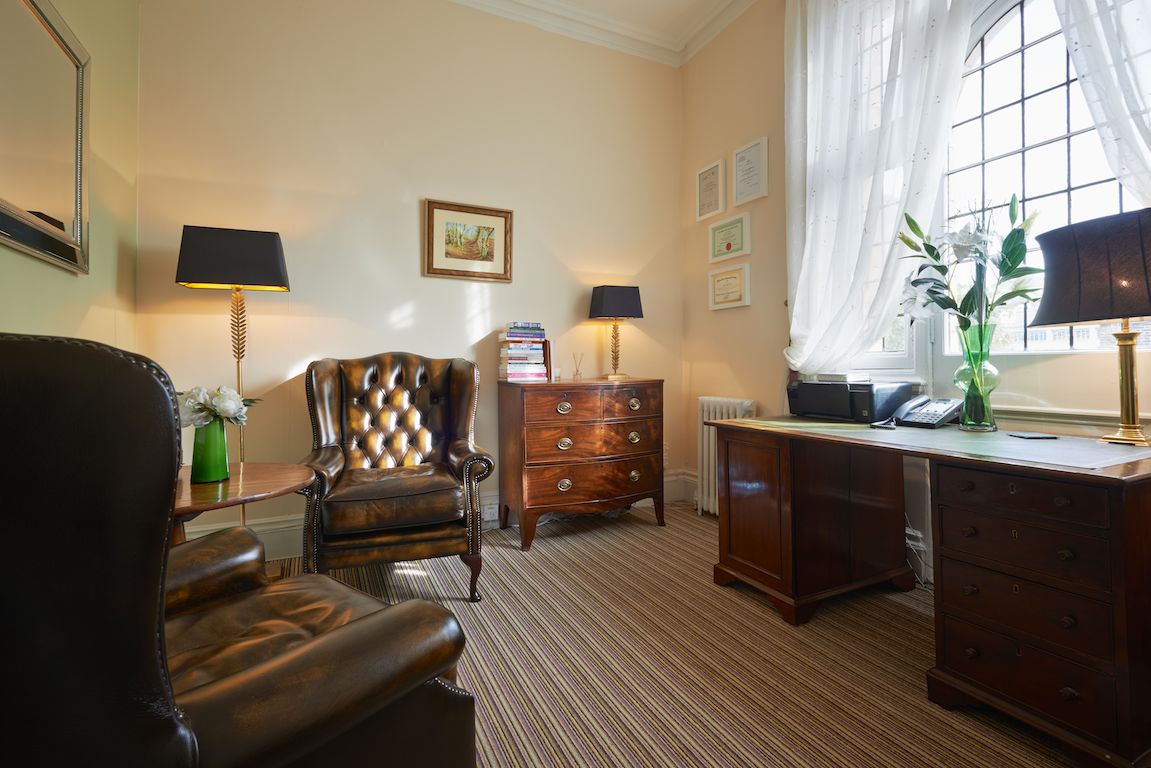 Beautiful Therapy Room to Rent In London's Harley Street